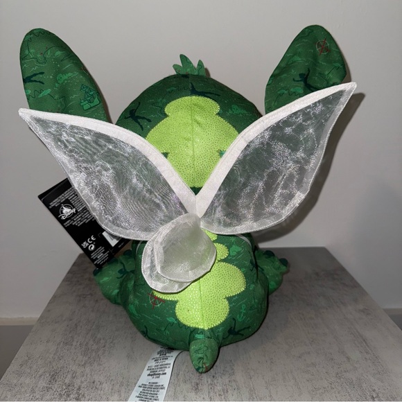 Stitch Crashes Disney Peter Pan Plush 11 of 12 - Picture 4 of 6